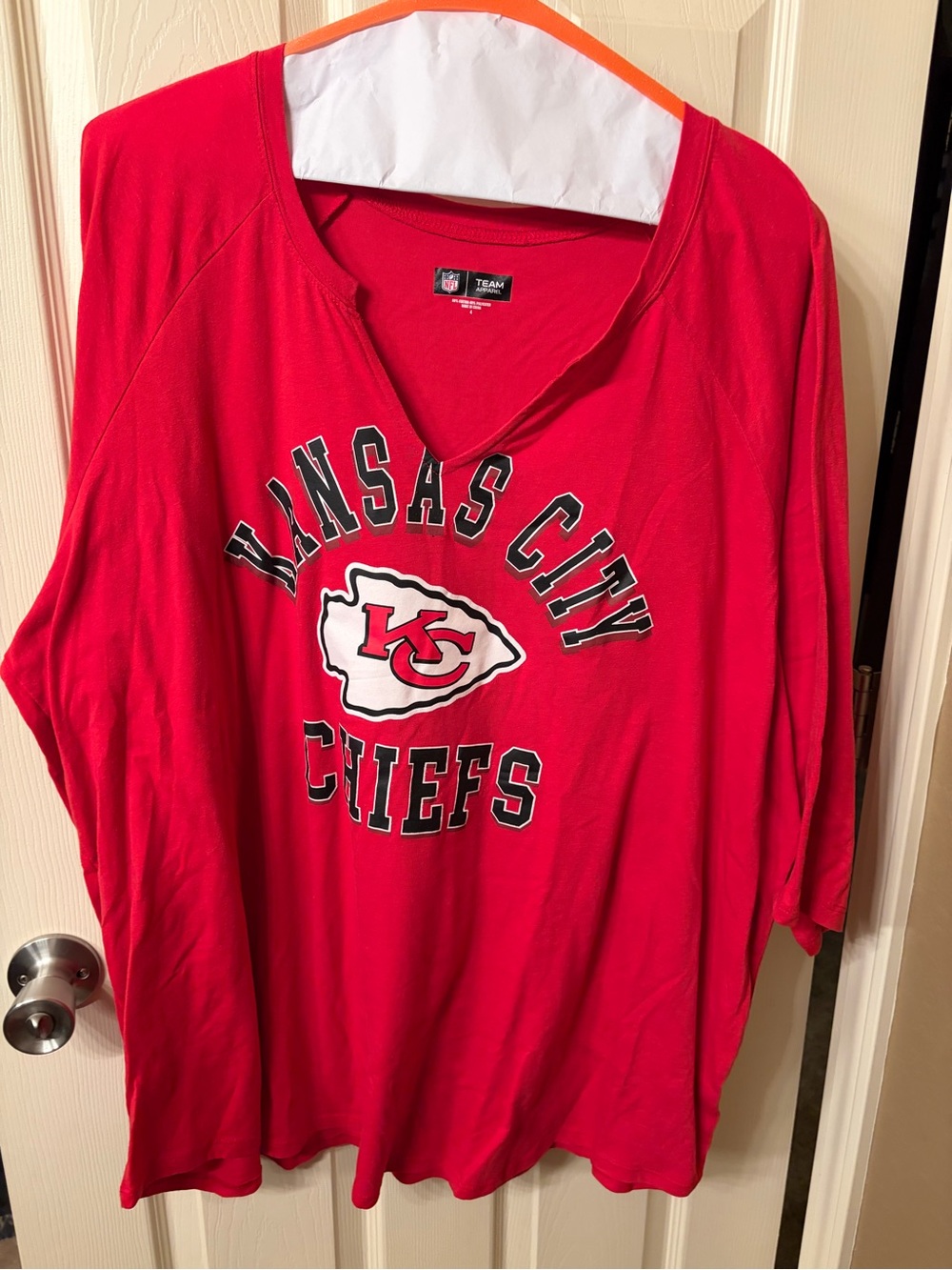 Kansas City Chiefs Red 4X V-Neck Team Shirt
